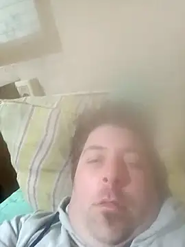 Snapshot of yorugua_12 chatting on 29, 9, 2025 yorugua 12 online show from 29, 9, 2025