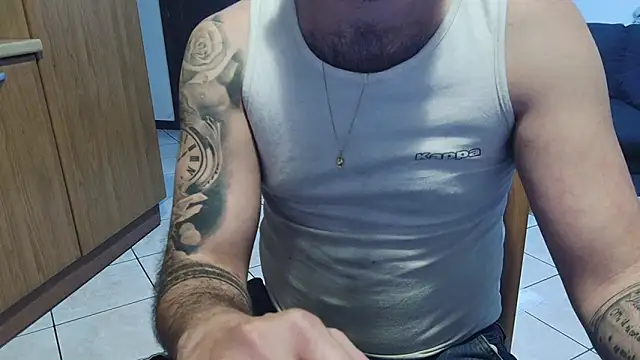 Snapshot of maialinofriuli chatting on 22, 10, 2025 maialinofriuli online show from 22, 10, 2025