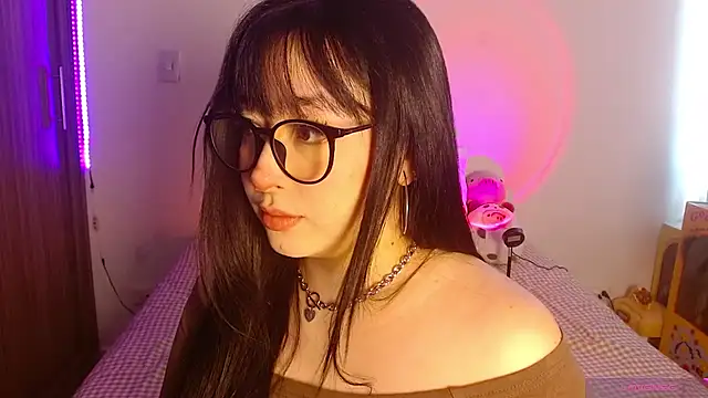 Snapshot of Oliviargf chatting on 16, 6, 2026 Oliviargf online show from 16, 6, 2026