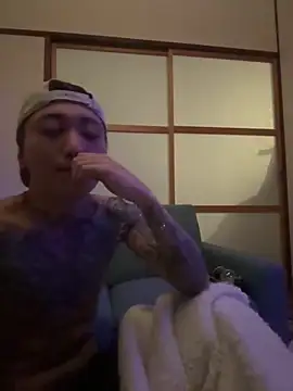 Snapshot of ryokunero chatting on 6, 3, 2025 ryokunero online show from 6, 3, 2025