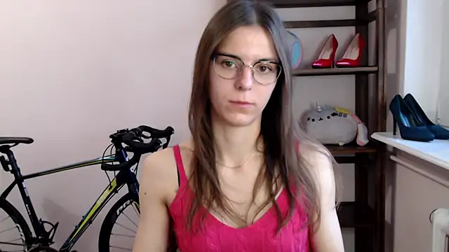 love megi online show from 14, 12, 2025