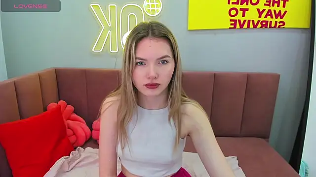 EvelineAmore online show from 23, 9, 2025