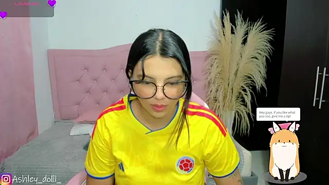 Snapshot of Ashley_dolll chatting on 3, 7, 2026 Ashley dolll online show from 3, 7, 2026