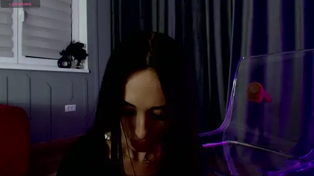 Snapshot of reinakylie chatting on 21, 3, 2025 reinakylie online show from 21, 3, 2025