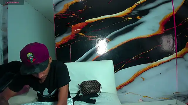 Snapshot of hot_dirty_paradise_66 chatting on 4, 6, 2026 hot dirty paradise 66 online show from 4, 6, 2026