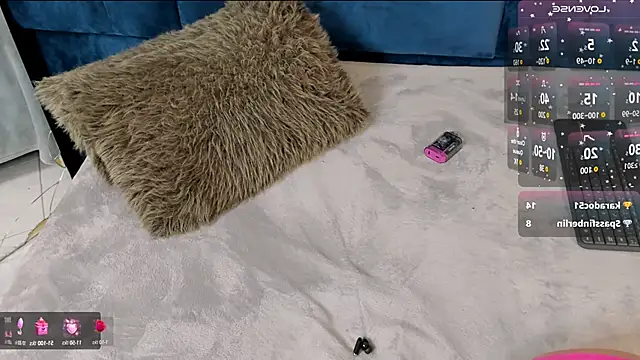 Snapshot of Samantha-Harpper chatting on 15, 3, 2025 Samantha-Harpper online show from 15, 3, 2025