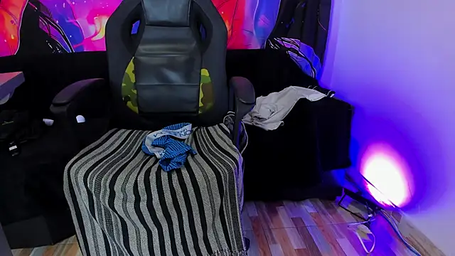 MAXXY CUTE online show from 12, 3, 2025