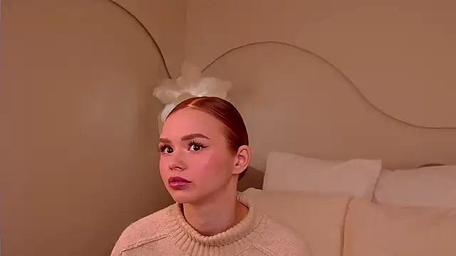 Snapshot of MiraBliss chatting on 9, 11, 2025 MiraBliss online show from 9, 11, 2025