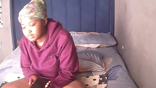 Snapshot of SexyShybarbie chatting on 30, 7, 2026 SexyShybarbie online show from 30, 7, 2026