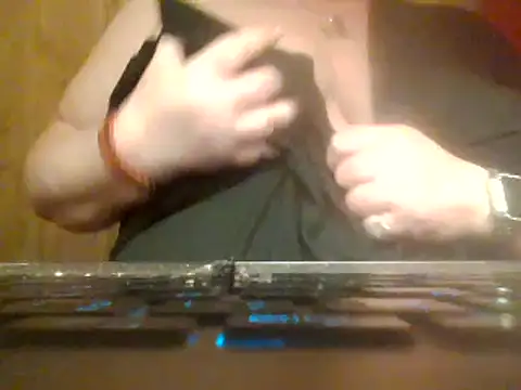 XXXLuder73 online show from 8, 3, 2025