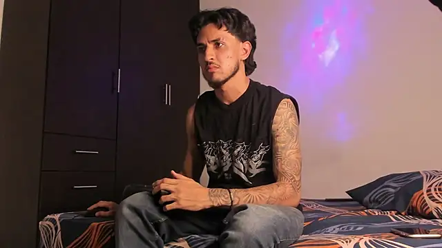 Snapshot of Zayn_kane chatting on 24, 6, 2026 Zayn kane online show from 24, 6, 2026
