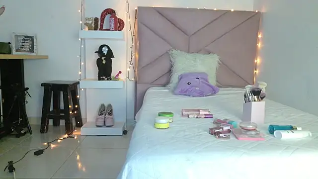 eva sin18 online show from 12, 4, 2026