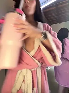 Snapshot of Paulet_Johnson chatting on 20, 3, 2025 Paulet Johnson online show from 20, 3, 2025