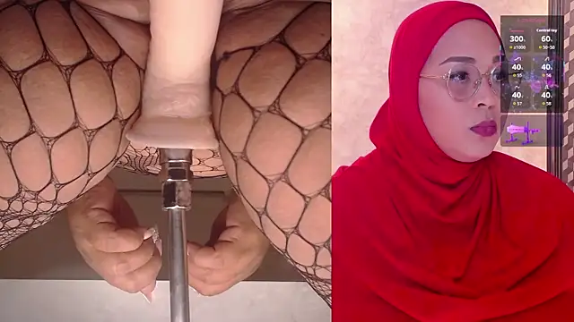 Snapshot of BBWHijab chatting on 25, 2, 2026 BBWHijab online show from 25, 2, 2026