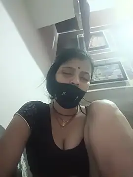 Snapshot of Daya_Chheda chatting on 7, 7, 2026 Daya Chheda online show from 7, 7, 2026