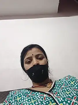 Snapshot of Daya_Chheda chatting on 8, 7, 2026 Daya Chheda online show from 8, 7, 2026