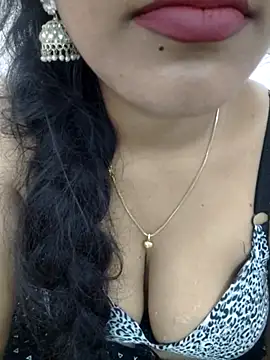 priya 00143 online show from 30, 11, 2025