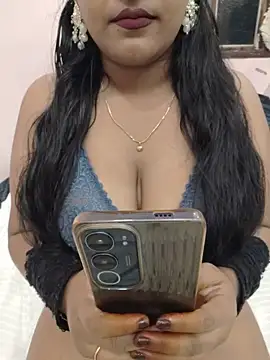 Snapshot of priya_00143 chatting on 28, 7, 2026 priya 00143 online show from 28, 7, 2026