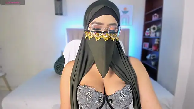 Sasha Anaan online show from 14, 10, 2025