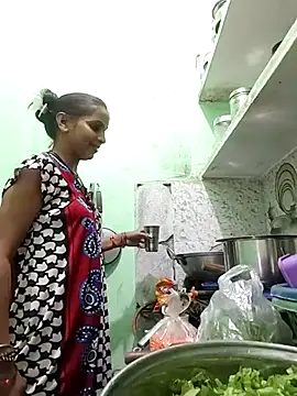 Snapshot of Hotty-Nidhi chatting on 27, 10, 2025 Hotty-Nidhi online show from 27, 10, 2025