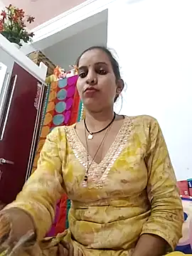 Snapshot of Hotty-Nidhi chatting on 1, 11, 2025 Hotty-Nidhi online show from 1, 11, 2025