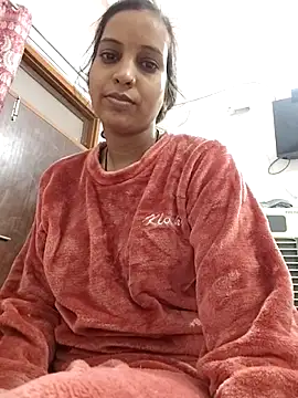 Snapshot of Hotty-Nidhi chatting on 18, 11, 2025 Hotty-Nidhi online show from 18, 11, 2025