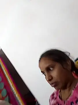 Snapshot of Hotty-Nidhi chatting on 23, 11, 2025 Hotty-Nidhi online show from 23, 11, 2025