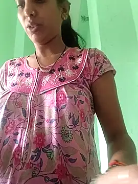 Snapshot of Hotty-Nidhi chatting on 25, 11, 2025 Hotty-Nidhi online show from 25, 11, 2025