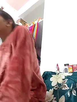 Snapshot of Hotty-Nidhi chatting on 26, 11, 2025 Hotty-Nidhi online show from 26, 11, 2025