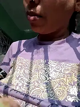 Snapshot of Hotty-Nidhi chatting on 5, 12, 2025 Hotty-Nidhi online show from 5, 12, 2025