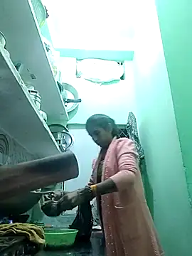 Snapshot of Hotty-Nidhi chatting on 15, 12, 2025 Hotty-Nidhi online show from 15, 12, 2025