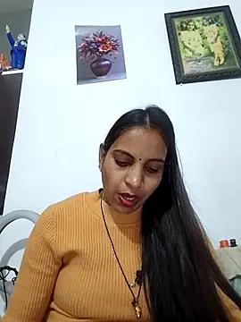 Snapshot of Hotty-Nidhi chatting on 2, 2, 2026 Hotty-Nidhi online show from 2, 2, 2026
