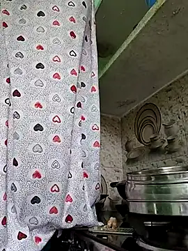 Snapshot of Hotty-Nidhi chatting on 23, 2, 2026 Hotty-Nidhi online show from 23, 2, 2026