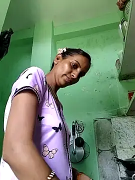 Hotty-Nidhi online show from 28, 5, 2026