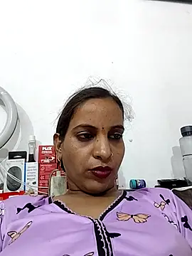 Snapshot of Hotty-Nidhi chatting on 8, 7, 2026 Hotty-Nidhi online show from 8, 7, 2026