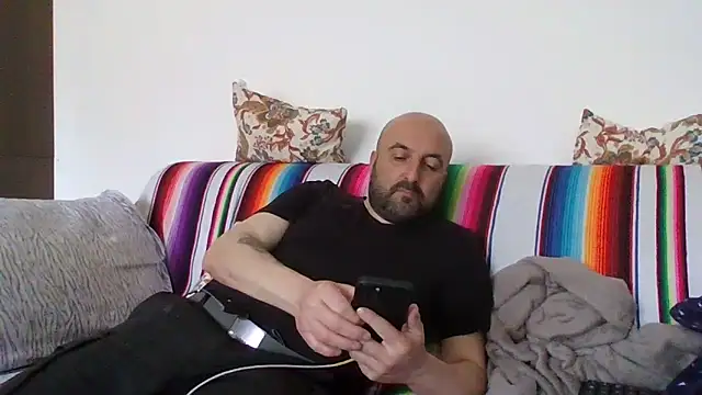 maxxxio12 online show from 17, 4, 2026