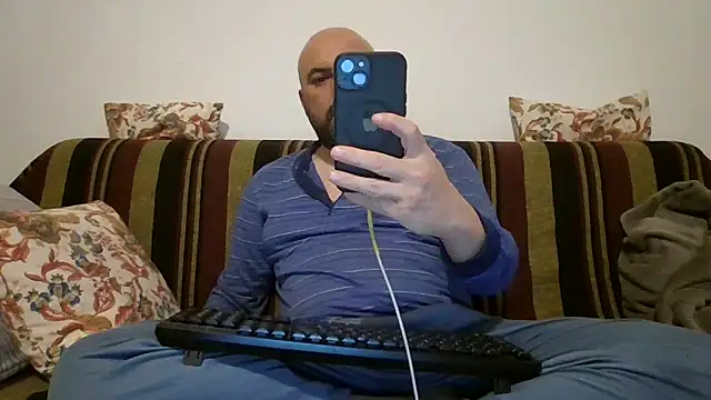 maxxxio12 online show from 22, 4, 2026