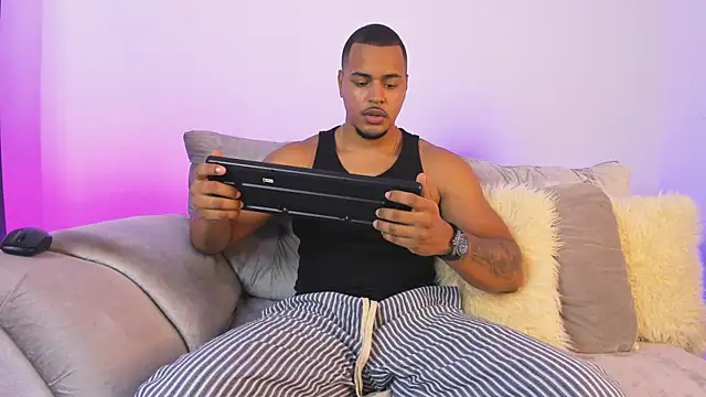 AshtonnSummer online show from 14, 11, 2025