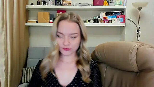 Kara Smith  online show from 6, 12, 2024