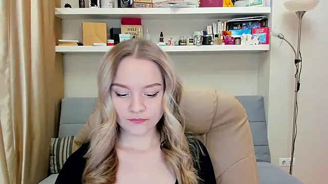 Kara Smith  online show from 12, 1, 2025