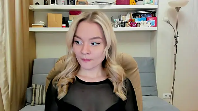 Kara Smith  online show from 2, 3, 2025