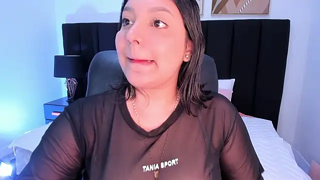 Snapshot of dullce77 chatting on 11, 3, 2026 dullce77 online show from 11, 3, 2026