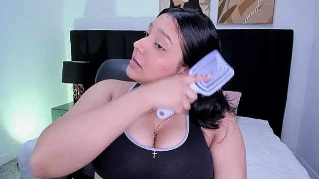 Snapshot of dullce77 chatting on 25, 3, 2026 dullce77 online show from 25, 3, 2026