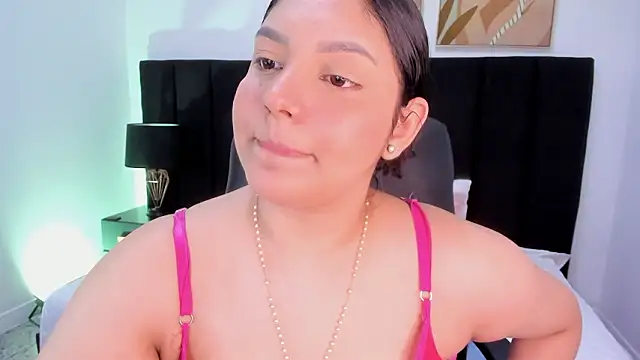 Snapshot of dullce77 chatting on 29, 3, 2026 dullce77 online show from 29, 3, 2026