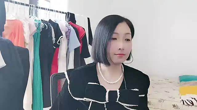 Rachel-6600 online show from 6, 11, 2025