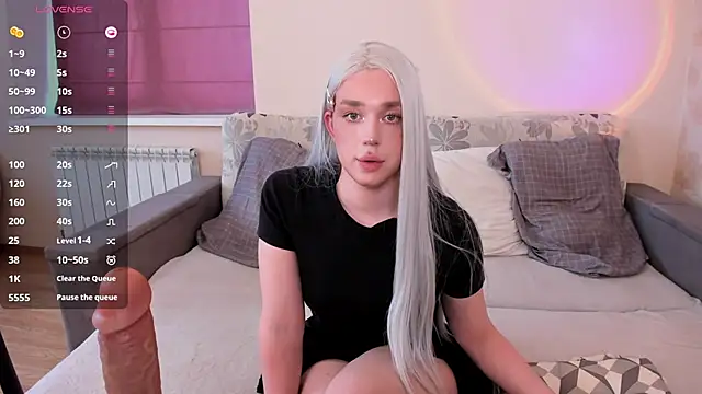 Hentailove20 online show from 27, 9, 2025