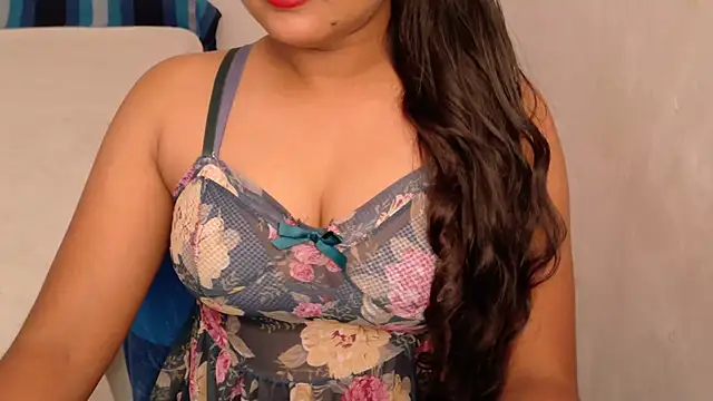 Snapshot of Cludi-New chatting on 6, 8, 2026 Cludi-New online show from 6, 8, 2026