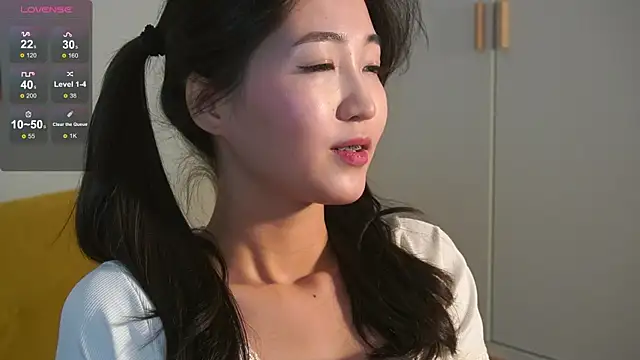 SeulBi online show from 13, 3, 2025