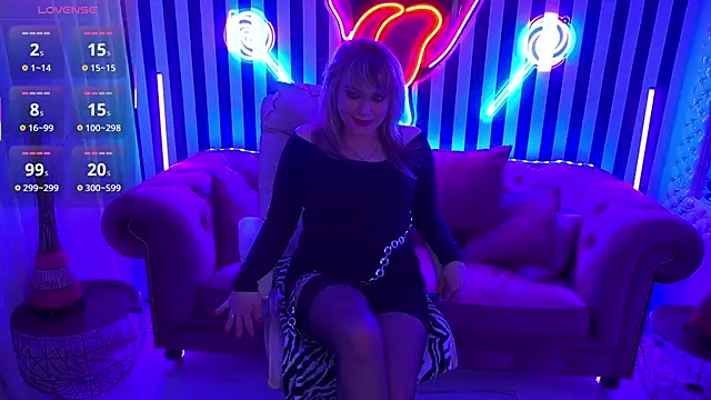 Snapshot of CandyLadyyy chatting on 19, 4, 2026 CandyLadyyy online show from 19, 4, 2026