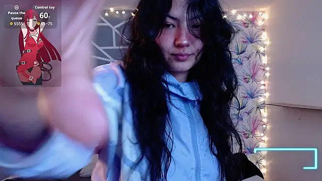 Snapshot of Asaray_T chatting on 9, 11, 2025 Asaray T online show from 9, 11, 2025